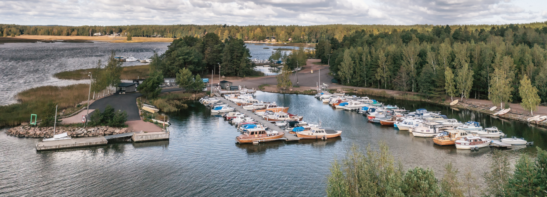 Pyhtään Saaristomarkkinat palaavat elokuussa Lökören pienvenesatamaan.