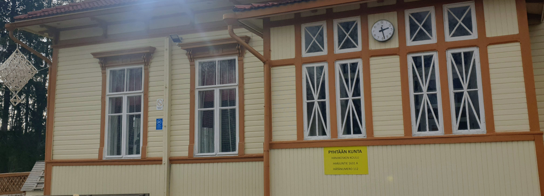 Pyhtää pyrkii turvaamaan Hirvikosken kyläkoulun jatkon ympäristö- ja yrittäjyyskasvatuksella